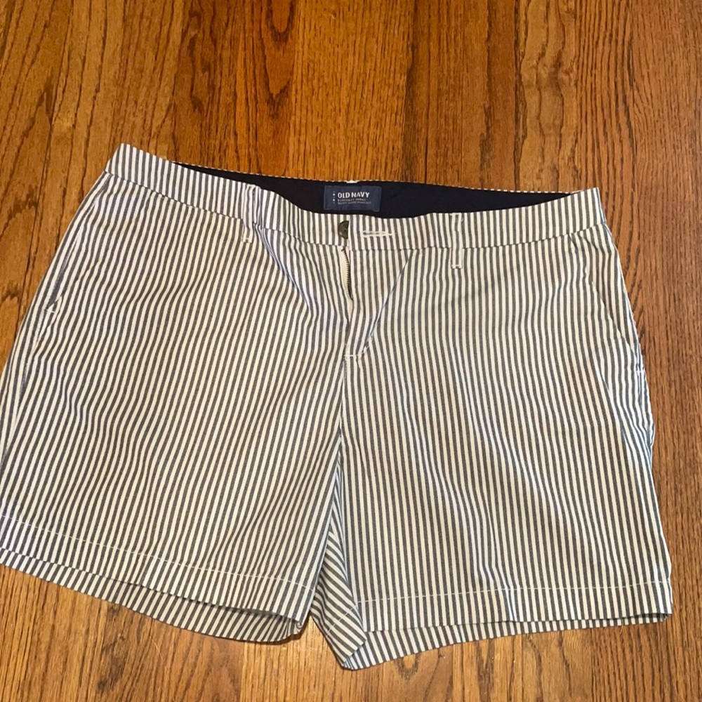 Old Navy shorts